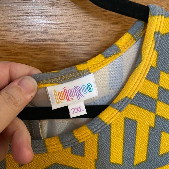 Lularoe 2xl Amelia dress with zipper and pockets - grey/goldenrod - Picture 2 of 4